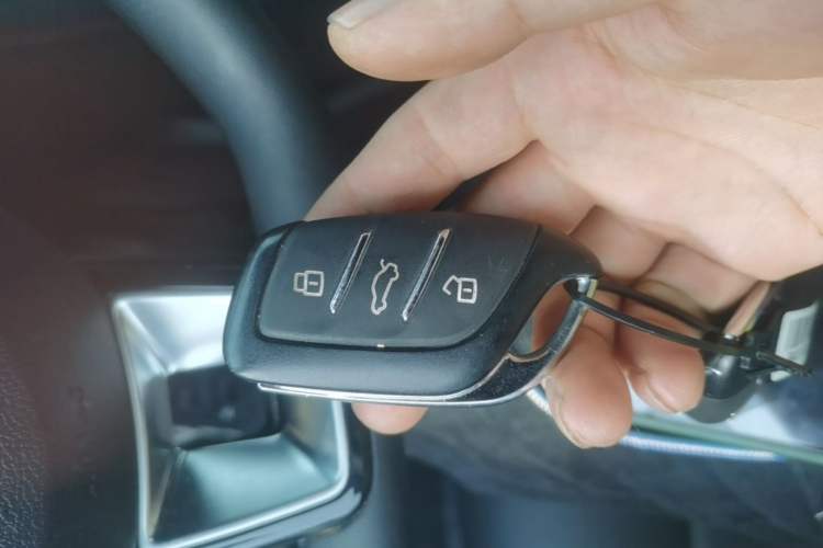 Used MG 5 2025 180 DVVT Global First Edition Vehicle Key