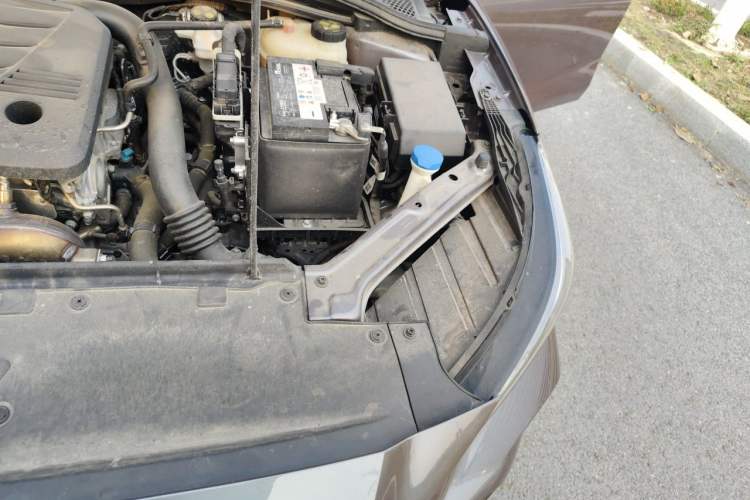 Used MG 5 2025 300TGI Global Flagship Edition Engine Bay Left