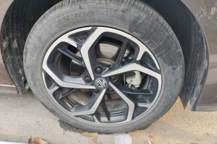 Used MG 5 2025 300TGI Global Flagship Edition Right Front Wheel Hub