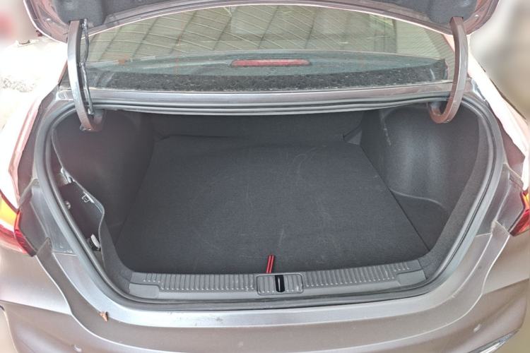 Used MG 5 2025 300TGI Global Flagship Edition Trunk