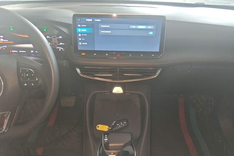 Used MG 5 2025 300TGI Global Flagship Edition Audio And AC Panel