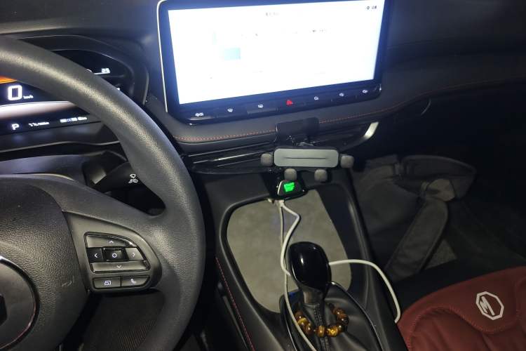 Used MG 5 2025 180 DVVT Global Luxury Edition Audio And AC Panel