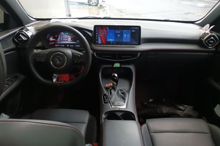 Used MG 5 2025 180 DVVT Global Luxury Edition Center Console