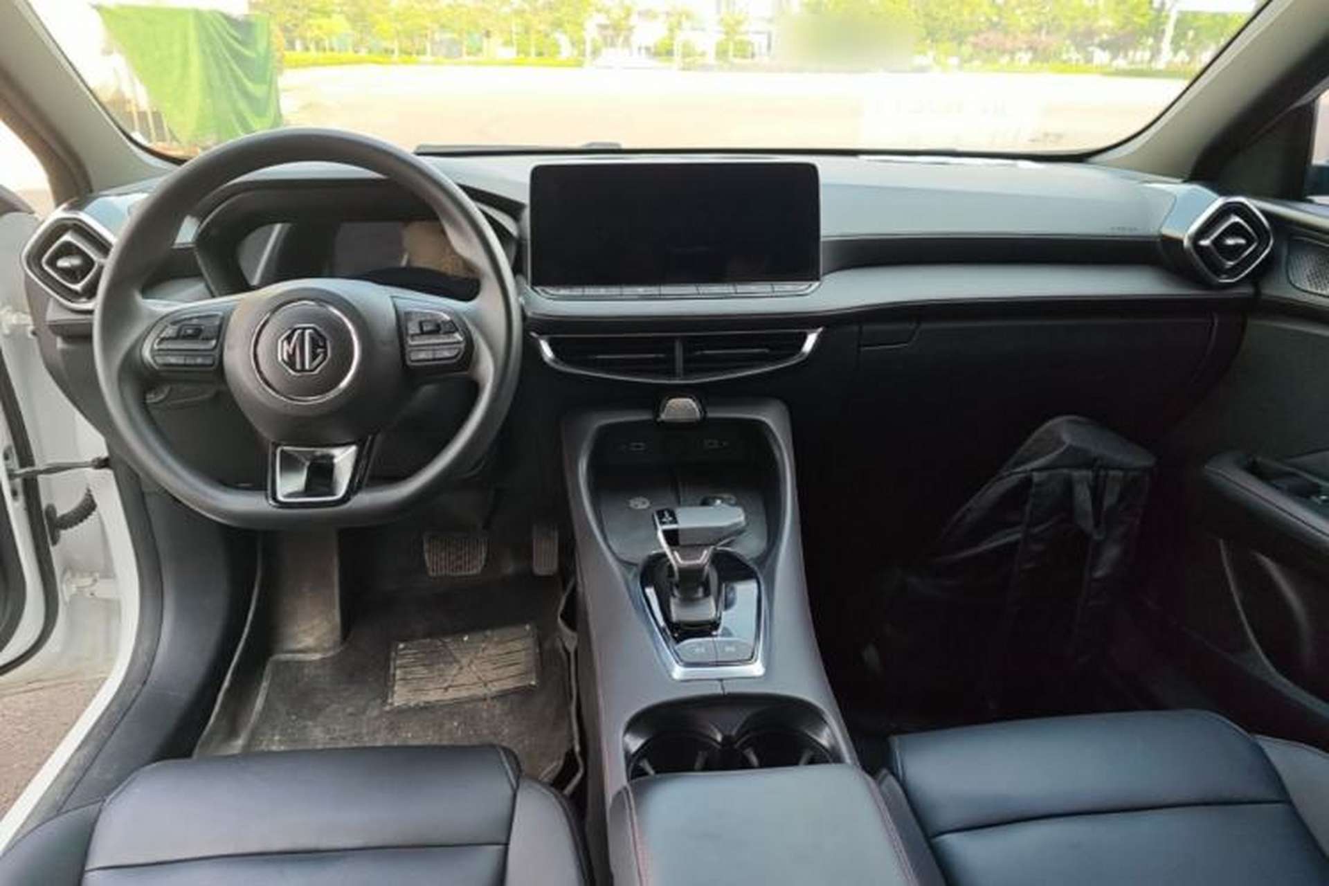 Used MG 5 2025 300TGI Global Flagship Edition Center Console