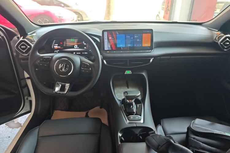 Used MG 5 2025 300TGI Global Flagship Edition Center Console