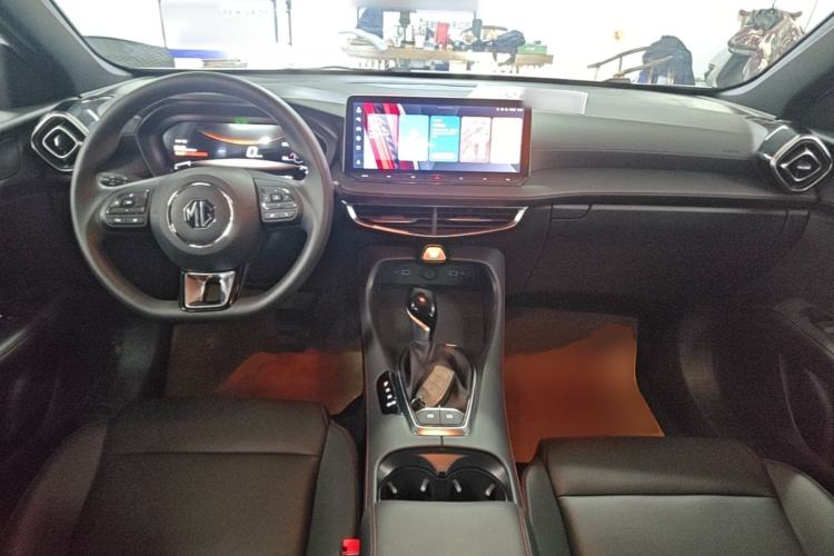 Used MG 5 2025 180 DVVT Global Luxury Edition Center Console