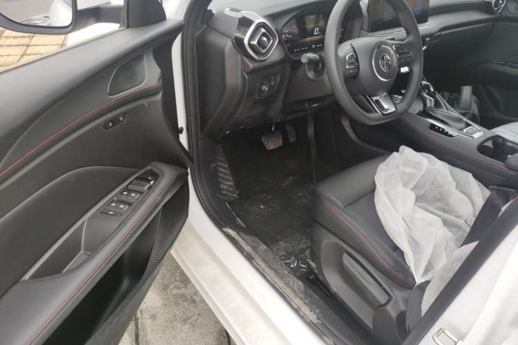 Used MG 5 2025 180 DVVT Global First Edition Driver Seat
