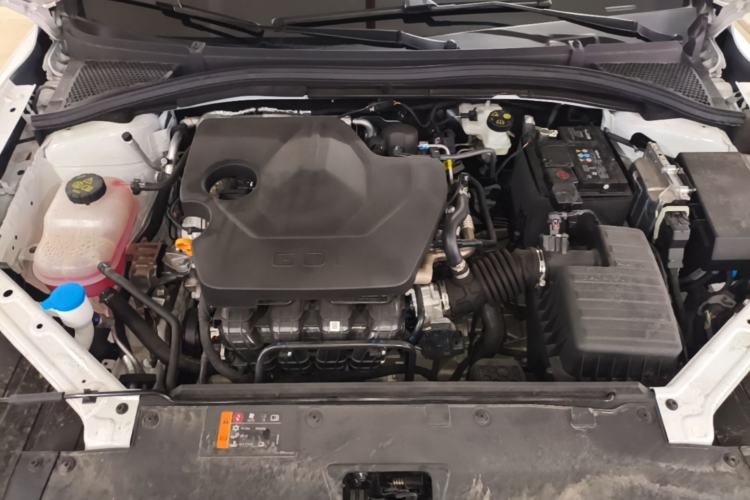 Used MG 5 2025 180 DVVT Global Luxury Edition Engine Bay