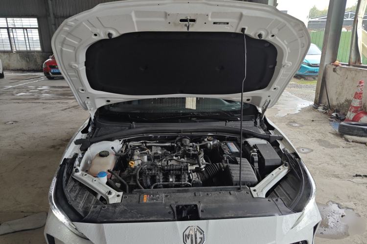 Used MG 5 2025 180 DVVT Global First Edition Engine Bay