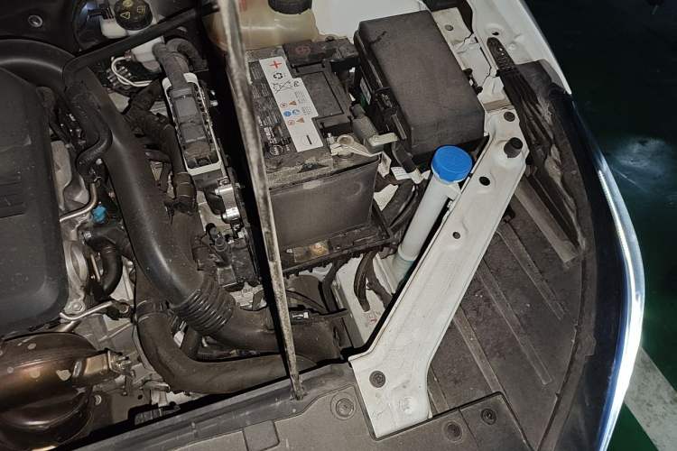 Used MG 5 2025 300TGI Global Flagship Edition Engine Bay Left