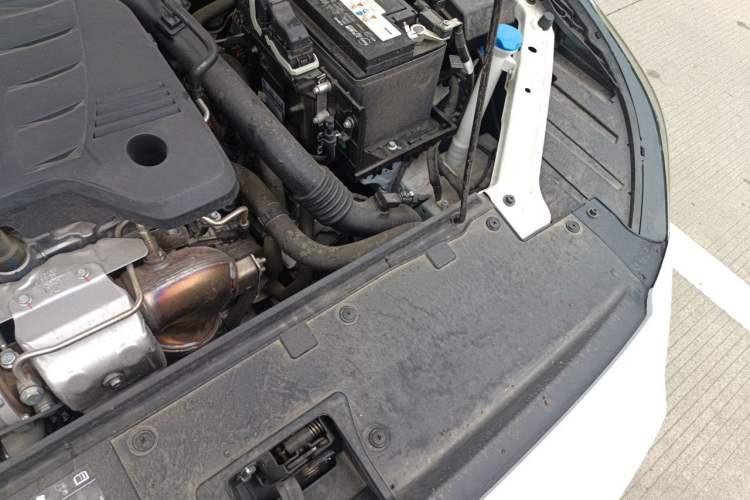 Used MG 5 2025 300TGI Global Flagship Edition Engine Bay Left