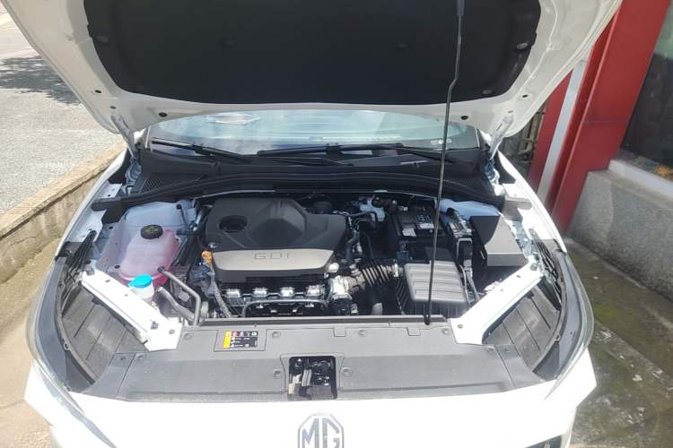 Used MG 5 2025 180 DVVT Global Luxury Edition Engine Bay