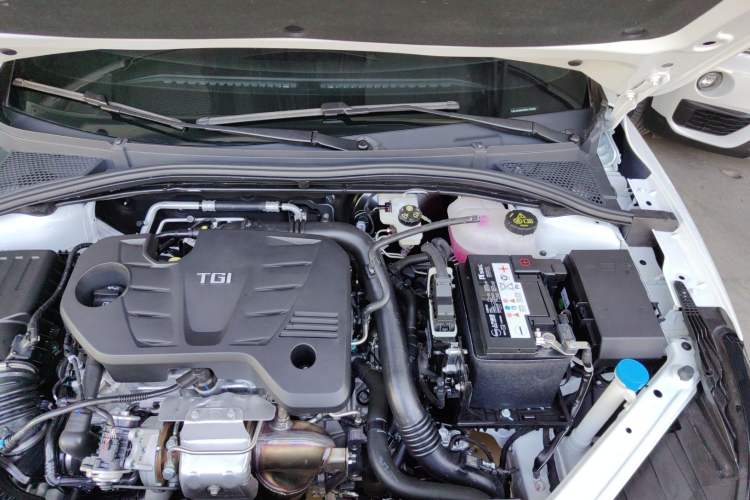 Used MG 5 2025 300TGI Global Flagship Edition Engine Bay