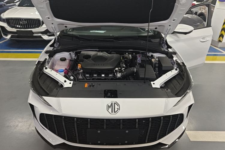 Used MG 5 2025 180 DVVT Global Luxury Edition Engine Bay