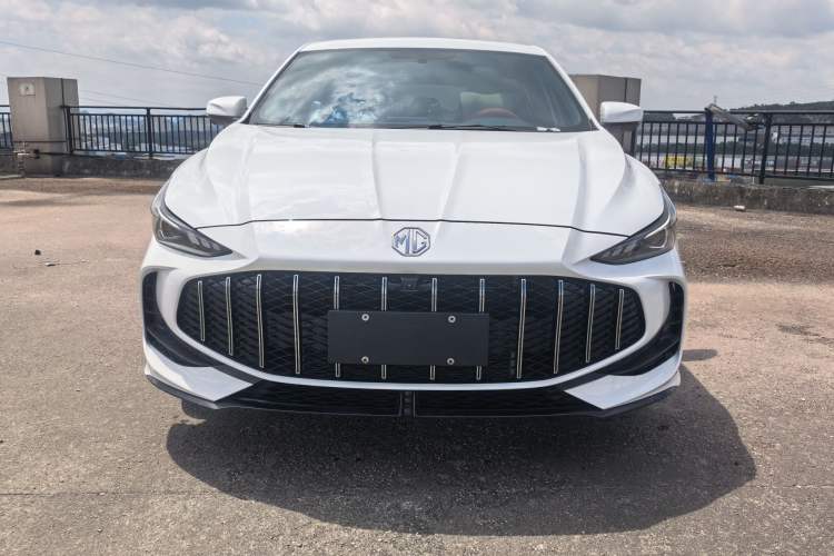 Used MG 5 2025 300TGI Global Flagship Edition Exterior 1