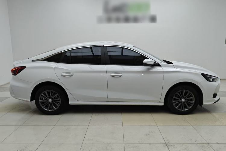 Used MG 5 2025 180 DVVT Global First Edition Exterior 4