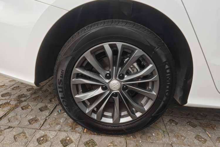 Used MG 5 2025 180 DVVT Global First Edition Exterior 5