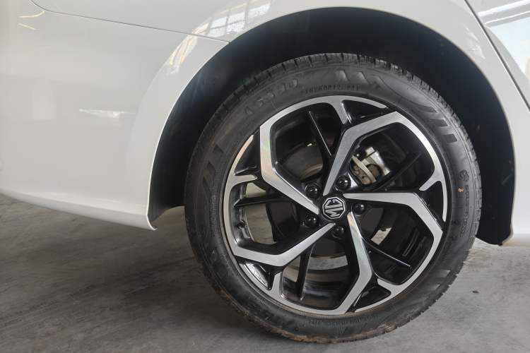 Used MG 5 2025 300TGI Global Flagship Edition Exterior 5