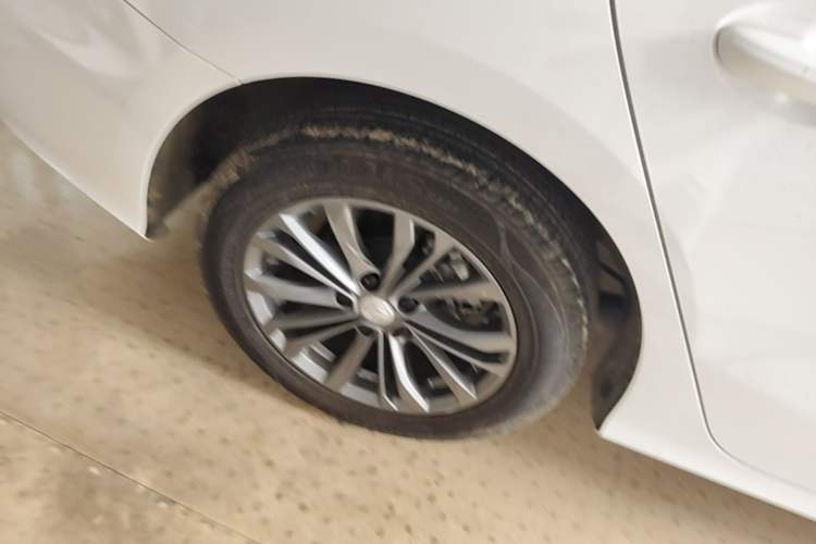 Used MG 5 2025 180 DVVT Global First Edition Exterior 5