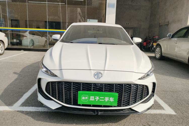 Used MG 5 2025 180 DVVT Global Luxury Edition Front