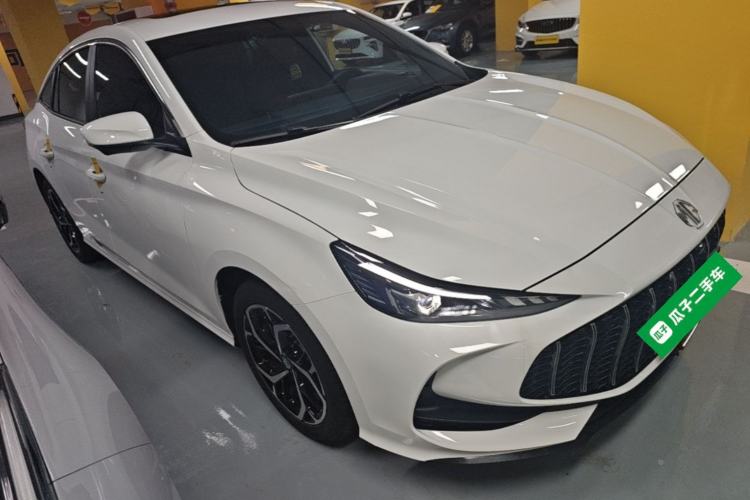 Used MG 5 2025 300TGI Global Flagship Edition Front Right 45 Deg