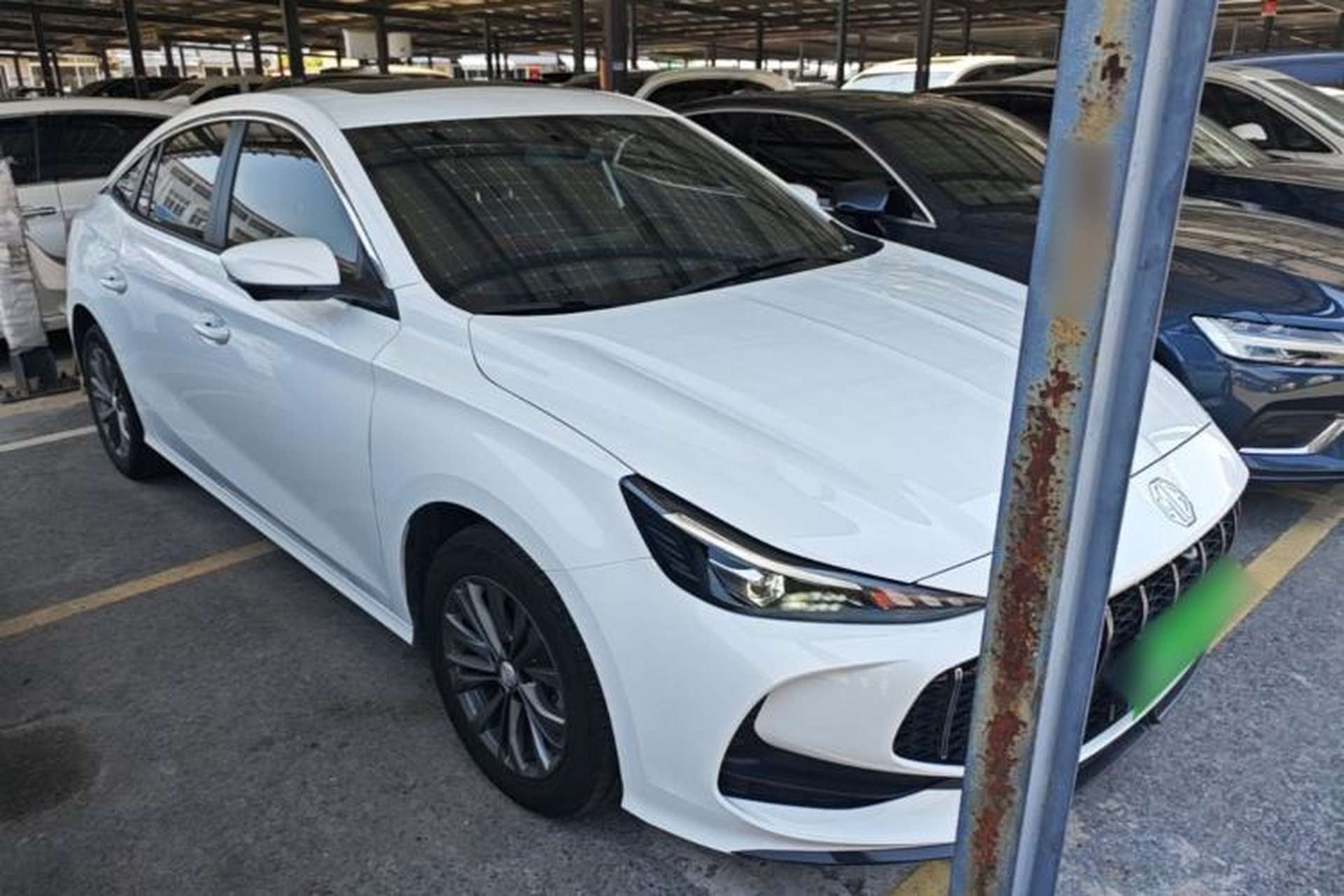 Used MG 5 2025 180 DVVT Global Luxury Edition Front Right 45 Deg