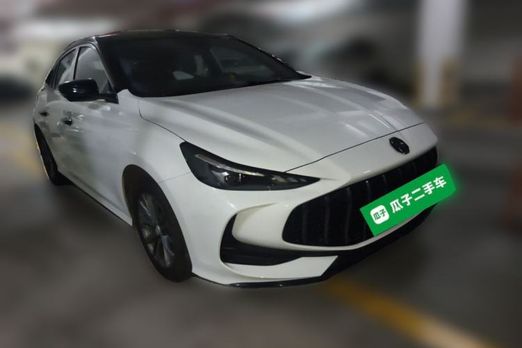 Used MG 5 2025 180 DVVT Global Luxury Edition Front Right 45 Deg