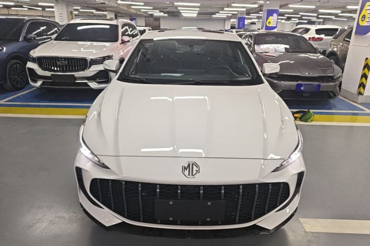Used MG 5 2025 180 DVVT Global Luxury Edition Front