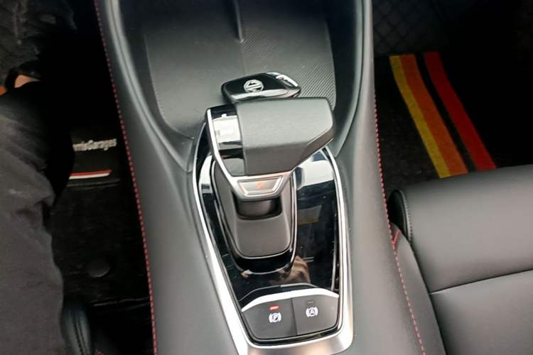 Used MG 5 2025 300TGI Global Flagship Edition Gear Lever