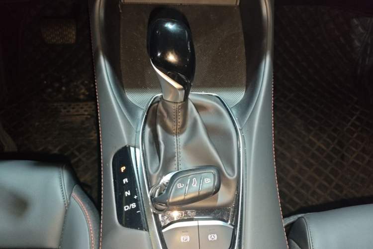 Used MG 5 2025 180 DVVT Global First Edition Gear Lever
