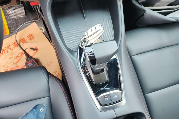 Used MG 5 2025 300TGI Global Flagship Edition Gear Lever