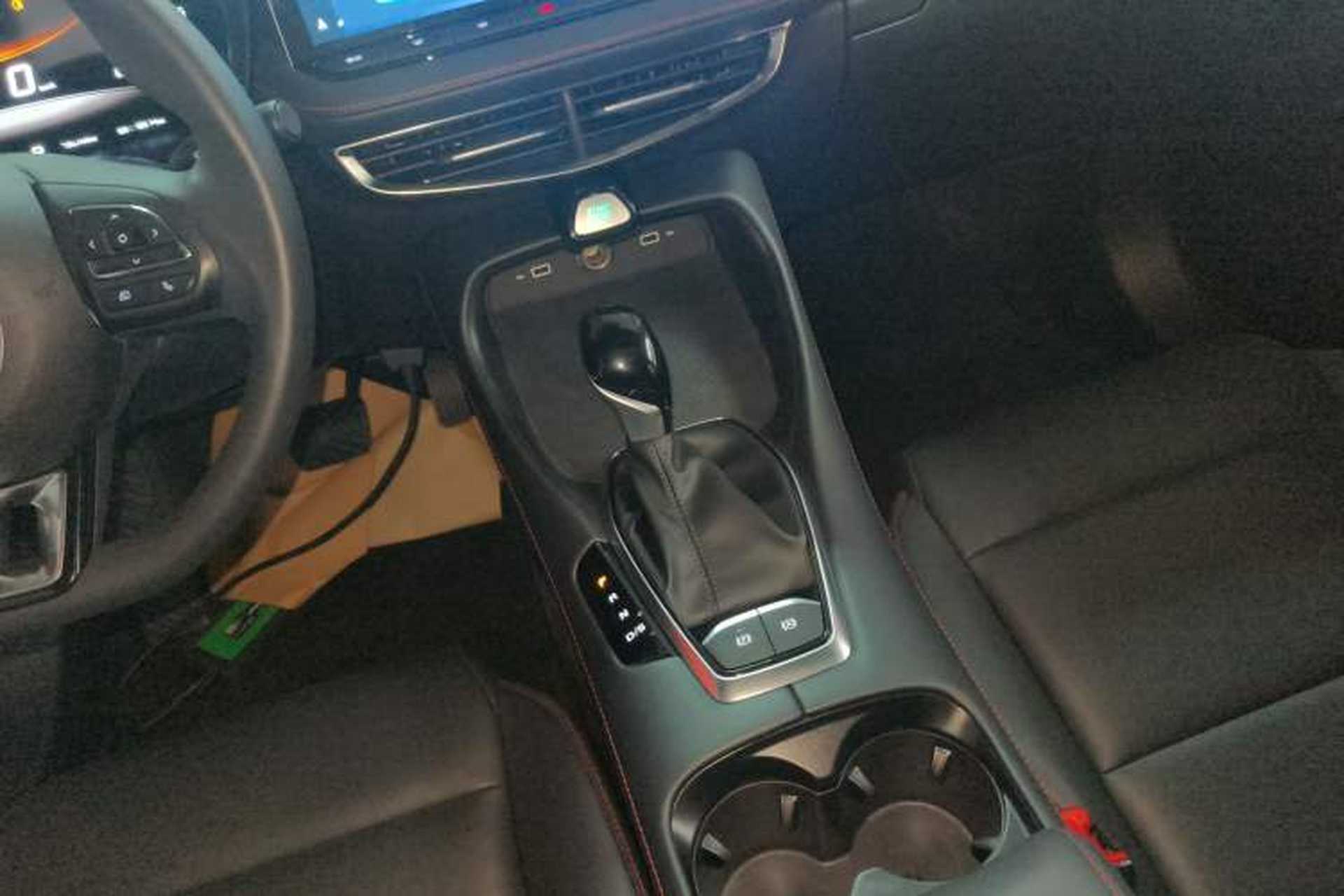 Used MG 5 2025 180 DVVT Global Luxury Edition Gear Lever
