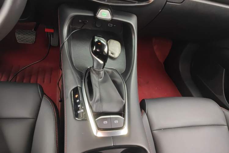 Used MG 5 2025 180 DVVT Global First Edition Gear Lever