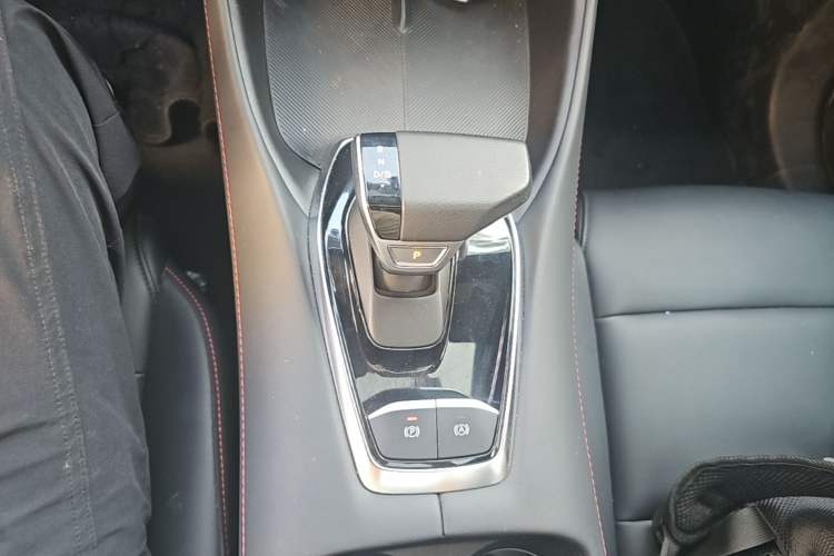 Used MG 5 2025 300TGI Global Flagship Edition Gear Lever
