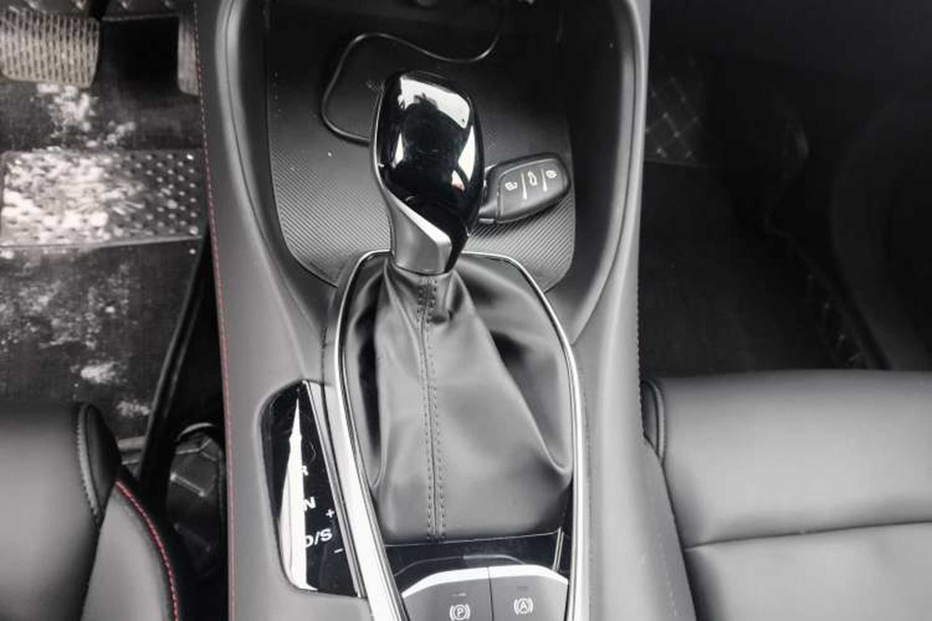 Used MG 5 2025 180 DVVT Global First Edition Gear Lever