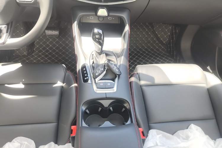 Used MG 5 2025 180 DVVT Global Luxury Edition Gear Lever