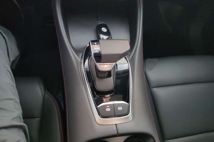 Used MG 5 2025 300TGI Global Flagship Edition Gear Lever