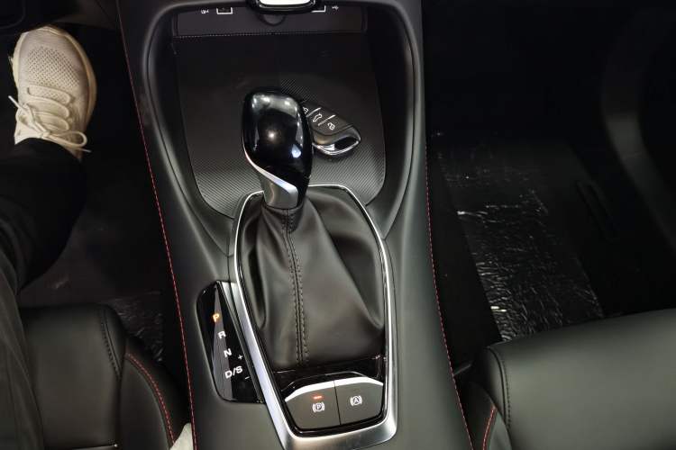 Used MG 5 2025 180 DVVT Global First Edition Gear Lever