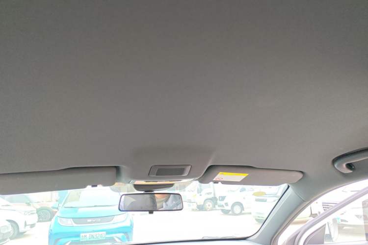 Used MG 5 2025 180 DVVT Global First Edition Headliner