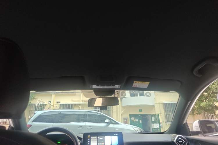 Used MG 5 2025 180 DVVT Global First Edition Headliner