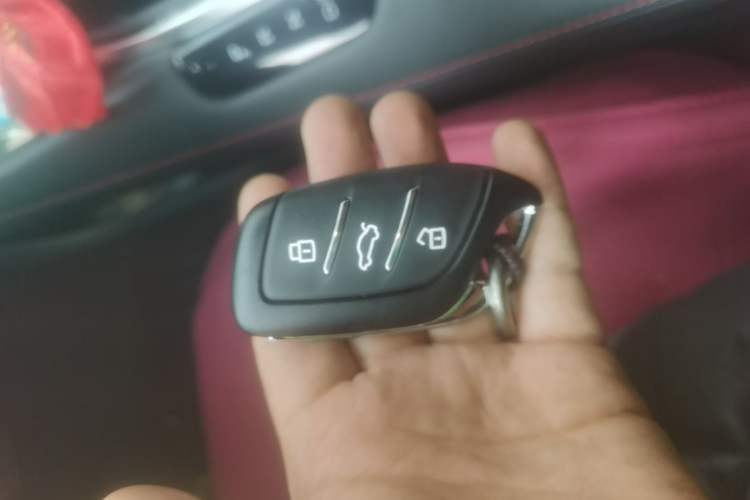 Used MG 5 2025 180 DVVT Global Luxury Edition Interior 1