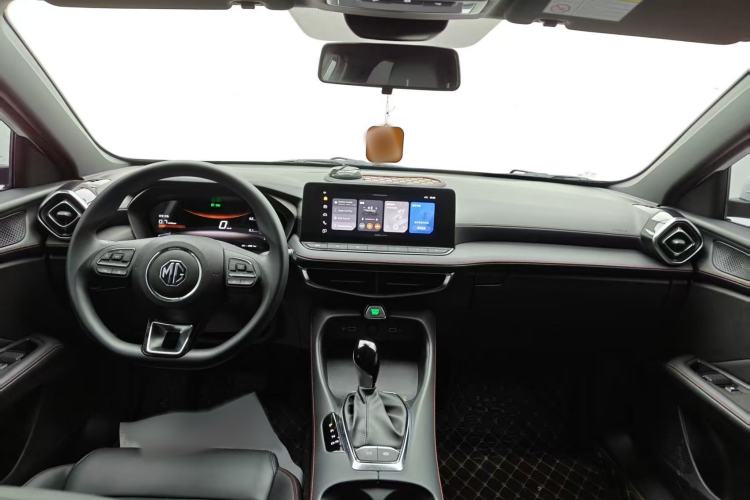 Used MG 5 2025 180 DVVT Global First Edition Interior 1