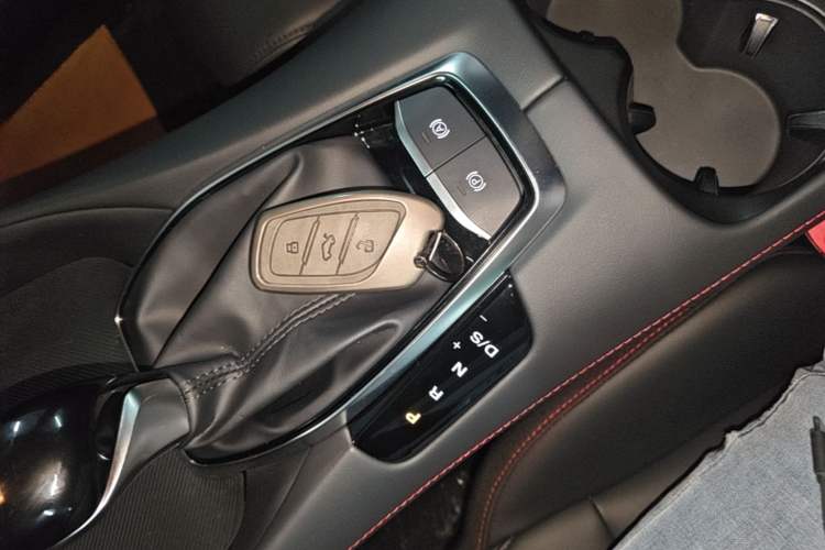 Used MG 5 2025 180 DVVT Global Luxury Edition Interior 1