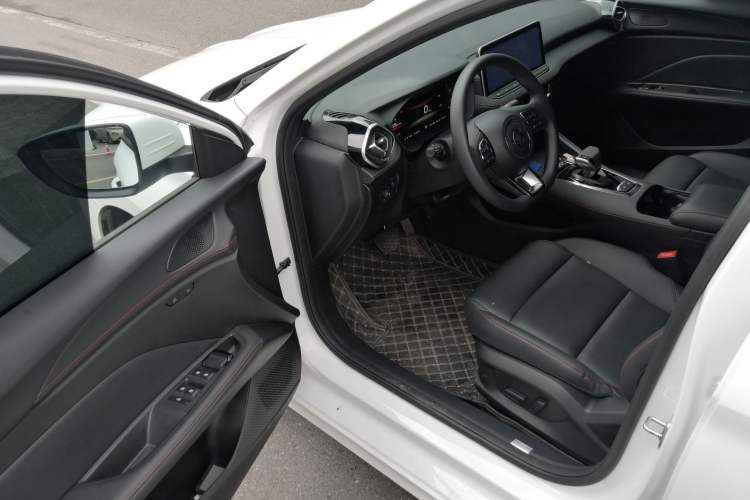 Used MG 5 2025 300TGI Global Flagship Edition Interior 1