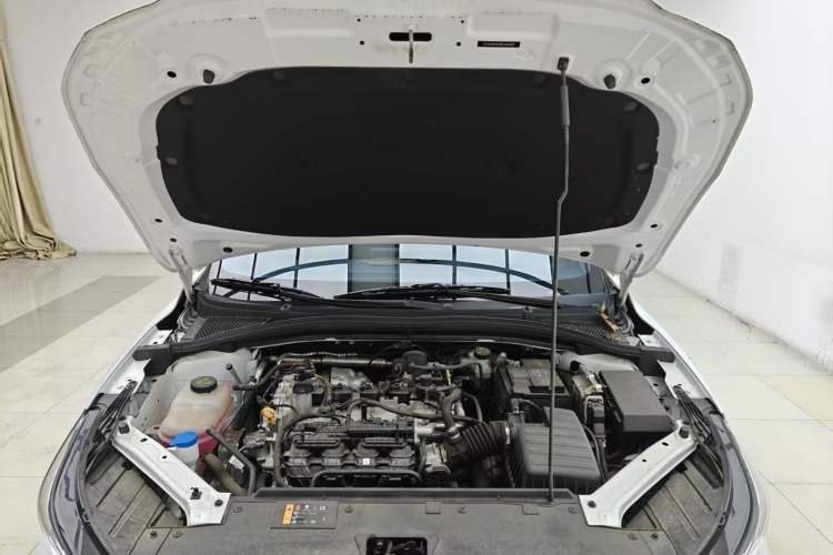 Used MG 5 2025 180 DVVT Global First Edition Interior 3