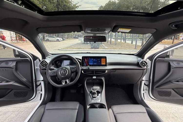 Used MG 5 2025 300TGI Global Flagship Edition Interior 4