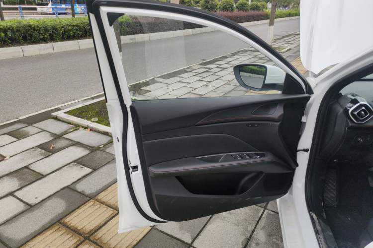 Used MG 5 2025 180 DVVT Global First Edition Left Front Door Interior