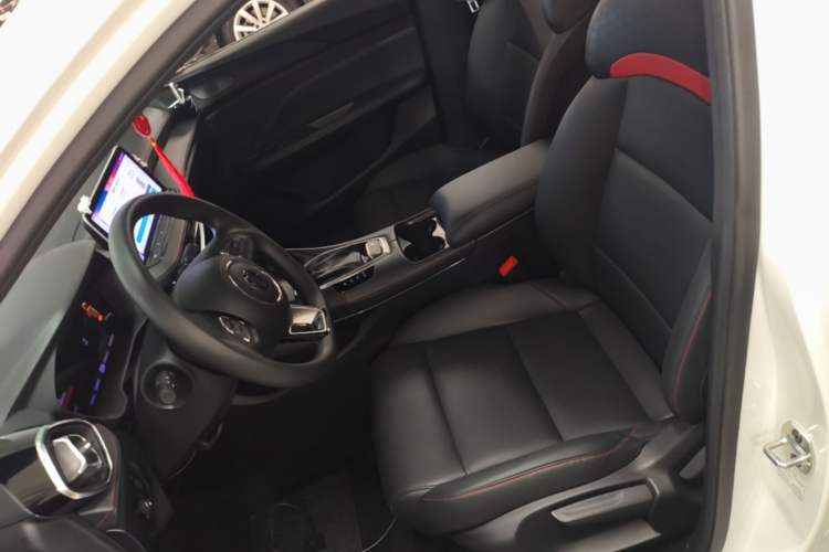 Used MG 5 2025 180 DVVT Global Luxury Edition Left Front Seat