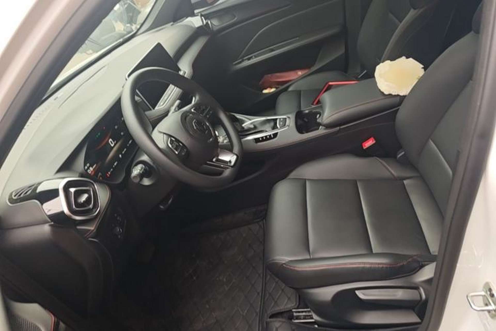 Used MG 5 2025 180 DVVT Global Luxury Edition Left Front Seat