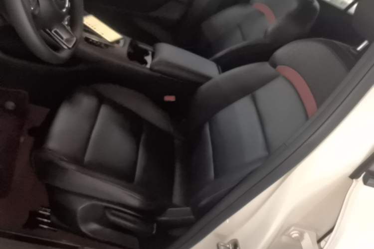 Used MG 5 2025 180 DVVT Global Luxury Edition Left Front Seat